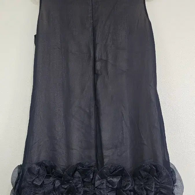 [BUNJANG] G-cut Pleated Floral Hem Sleeveless Dress / 지컷 /플리츠 밑단 플라워 장식 민소매 원피스 66