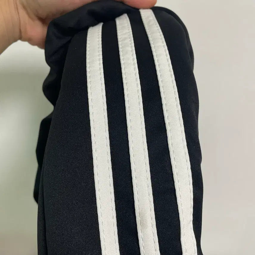 [SOLD OUT] 아디다스 블랙 숄더백 adidas black bag