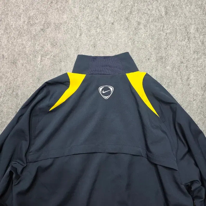 [SOLD OUT] 나이키 인터밀란 00s 집업 바람막이 M