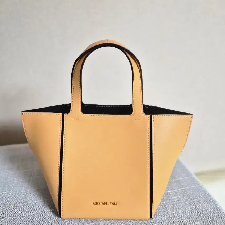 [SOLD OUT] 마이클코어스 토트백