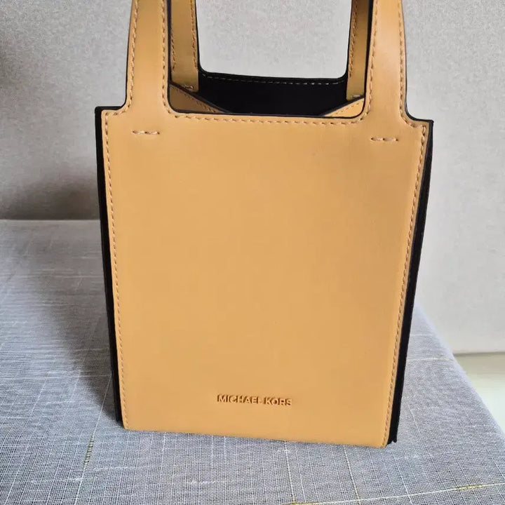 [SOLD OUT] 마이클코어스 토트백
