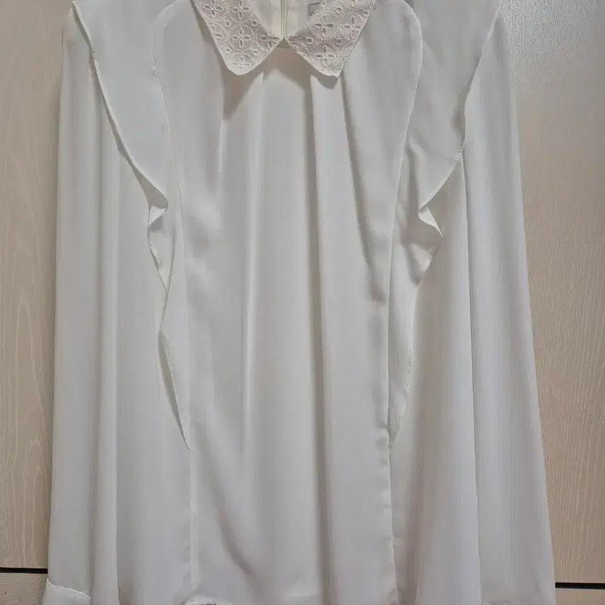 [BUNJANG] White Lace Collar Blouse / 레이스 칼라 화이트 블라우스