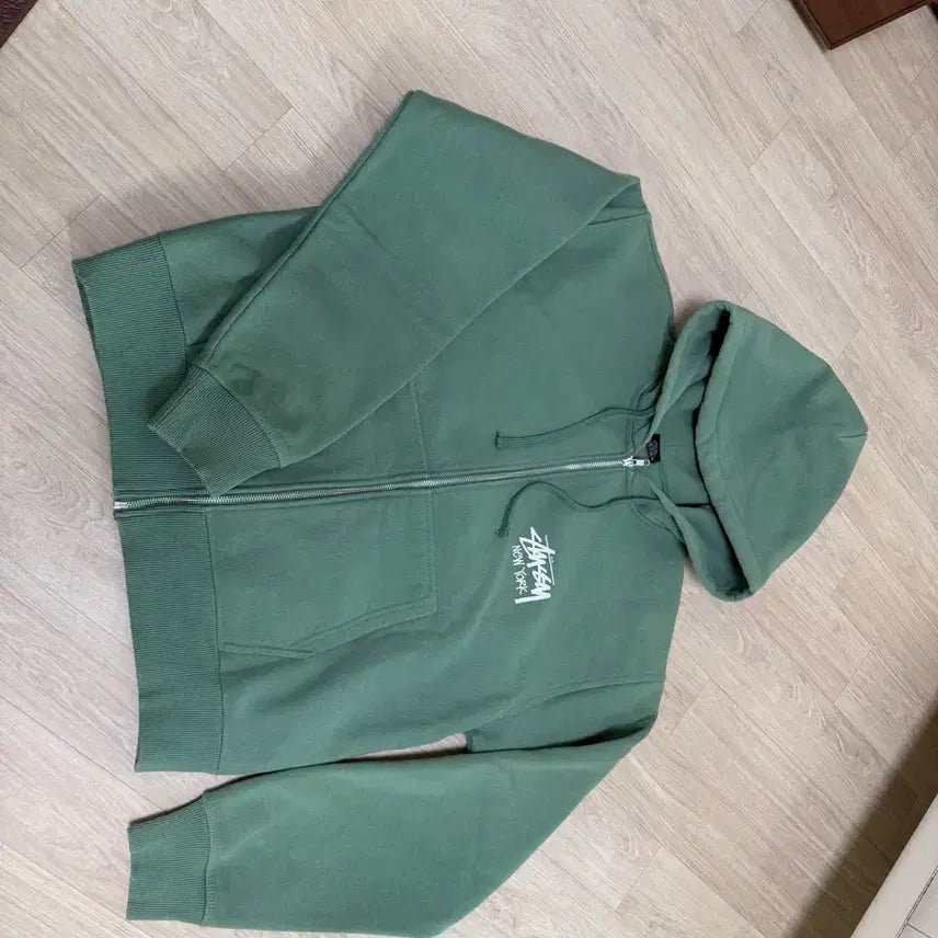 [SOLD OUT] 스투시 뉴욕 후드집업 그린 L