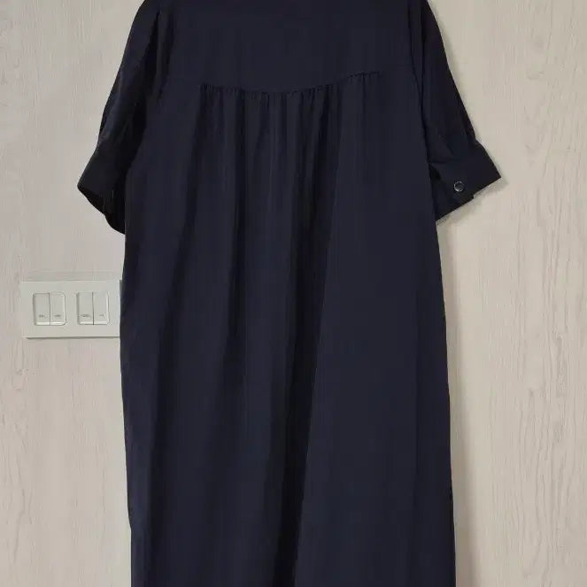 [BUNJANG] Yesse Navy Shirt Dress / 예쎄 깔끔한 네이비 색상의 셔츠 바스락소재 원피스예요