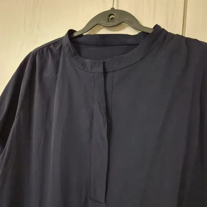 [BUNJANG] Yesse Navy Shirt Dress / 예쎄 깔끔한 네이비 색상의 셔츠 바스락소재 원피스예요