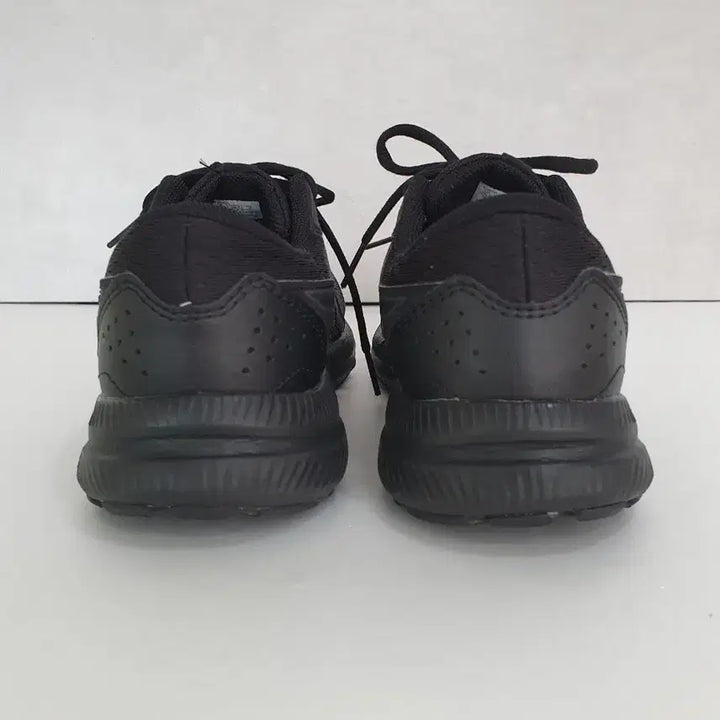 [BUNJANG] Asics Gel Contend 8 All Black Sneakers / 아식스 젤 컨텐드 8 올블랙 (250)