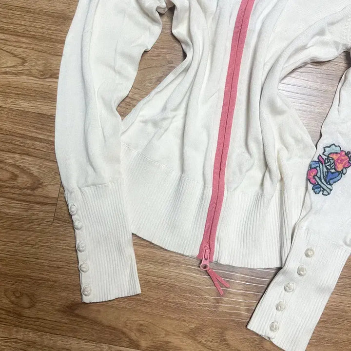 [BUNJANG] Shanghai Tang Pink Embroidered Zip-up Jacket / 빈티지 상하이탕 핑크 자수 집업 히메갸루 로걀 라떼 오네갸루 페어리 고딕