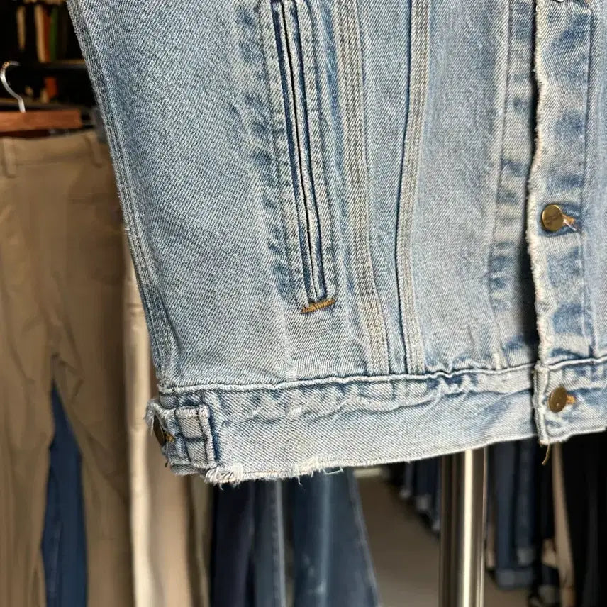 [BUNJANG] Carhartt Custom Denim Vest / [100]00s 칼하트 커스텀 데님 베스트 made in usa