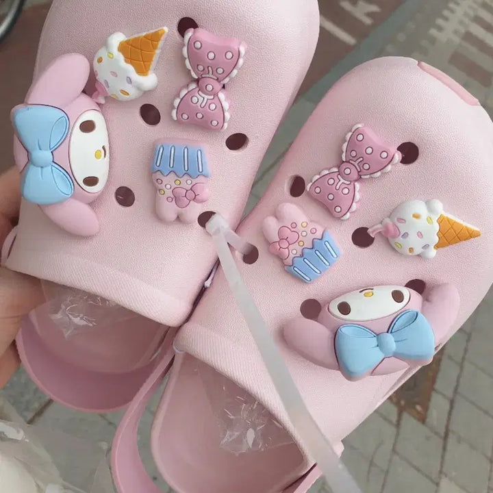 [SOLD OUT] 230 마이멜로디 지비츠 크록스 팝니다