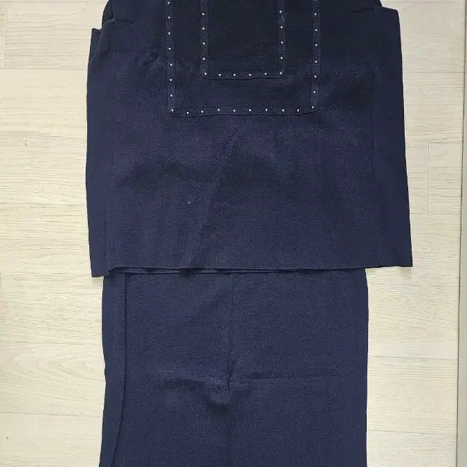 [BUNJANG] The Izzat Collection Navy Fringe Skirt Set 55 / 더아이잗컬렉션 / 네이비 프린지 스커트 셋업 55