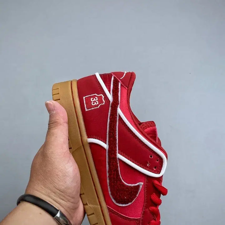 [BUNJANG] Nike Dunk SB Red Sneakers (Size 260) / 나이키 덩크 SB 레드 스니커즈 사이즈:260