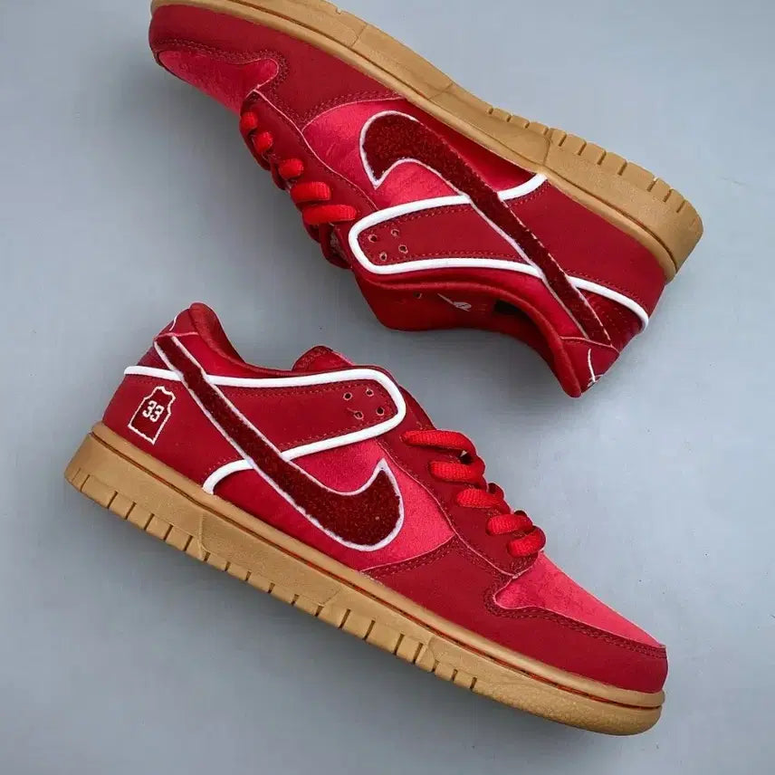 [BUNJANG] Nike Dunk SB Red Sneakers (Size 260) / 나이키 덩크 SB 레드 스니커즈 사이즈:260
