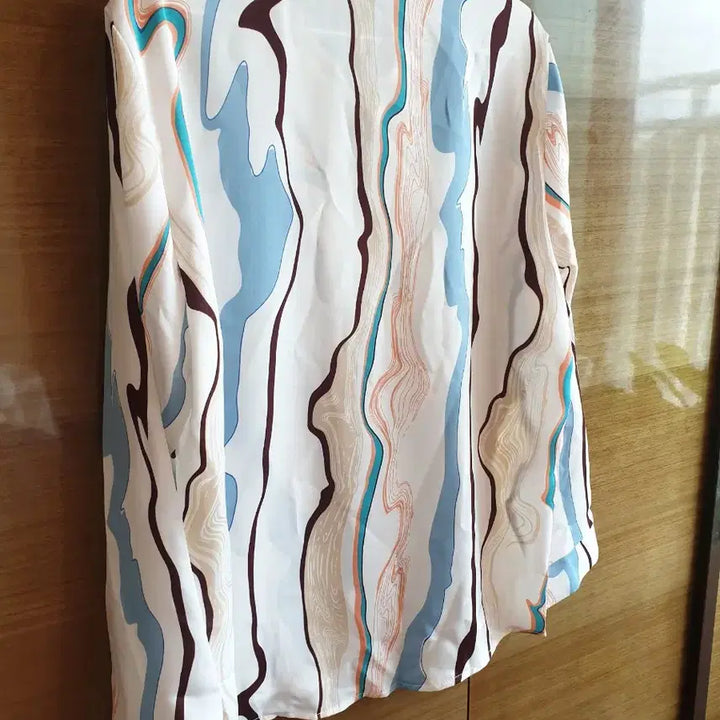 [BUNJANG] Unique Pattern Shirt / (새상품)유니크한 패턴 셔츠