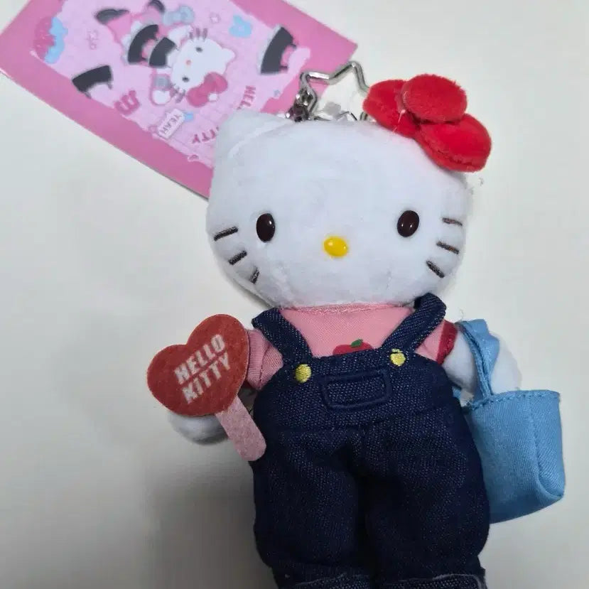 [BUNJANG] Hello Kitty Denim Overalls Doll Keychain / 레어템 헬로키티 데님 멜빵 인형 키링