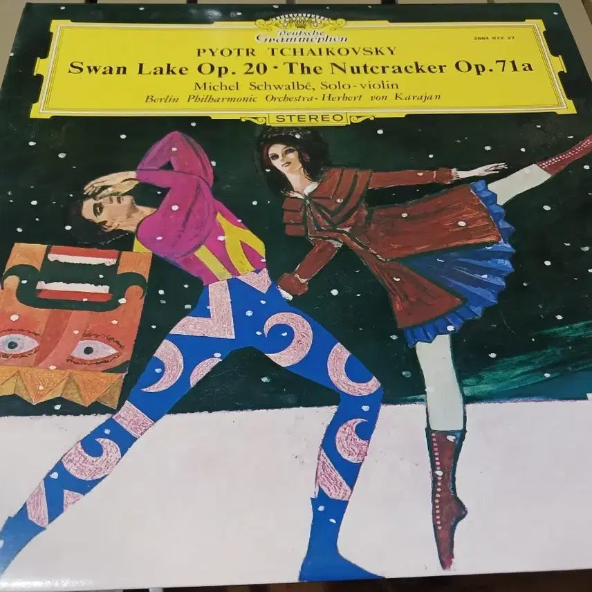 [BUNJANG] Tchaikovsky Swan Lake and Nutcracker Suite LP Album / 차이코프스키의 백조의 호수, 호두까기 인형 발레 모음곡 LP 음반이에요