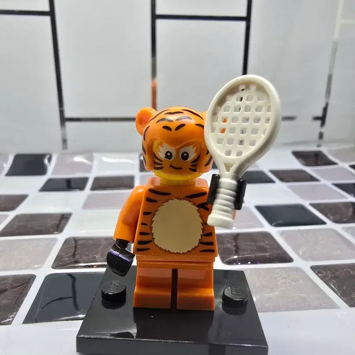 [BUNJANG] LEGO Baby Tiger Figure with Tennis Racket / 레고 아기호랑이 피규어 bam