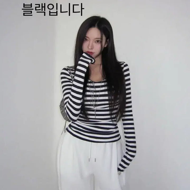 [BUNJANG] Holi Striped Slim Fit Long Sleeve T-shirt / 블랙) 홀리 단가라 유넥 긴팔티셔츠 슬림티 여리핏 이너티 에이블리
