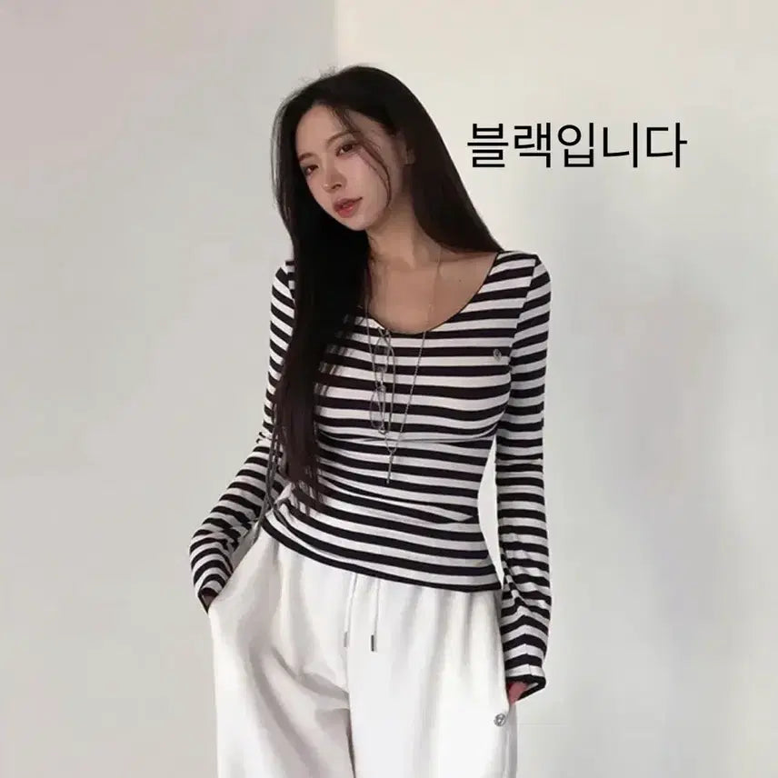 [BUNJANG] Holi Striped Slim Fit Long Sleeve T-shirt / 블랙) 홀리 단가라 유넥 긴팔티셔츠 슬림티 여리핏 이너티 에이블리