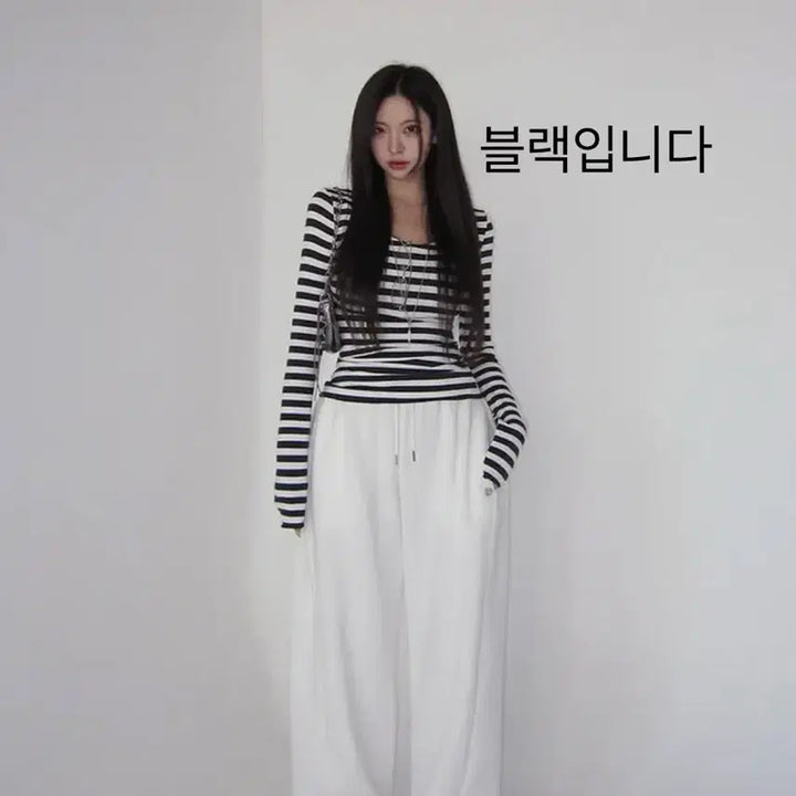 [BUNJANG] Holi Striped Slim Fit Long Sleeve T-shirt / 블랙) 홀리 단가라 유넥 긴팔티셔츠 슬림티 여리핏 이너티 에이블리