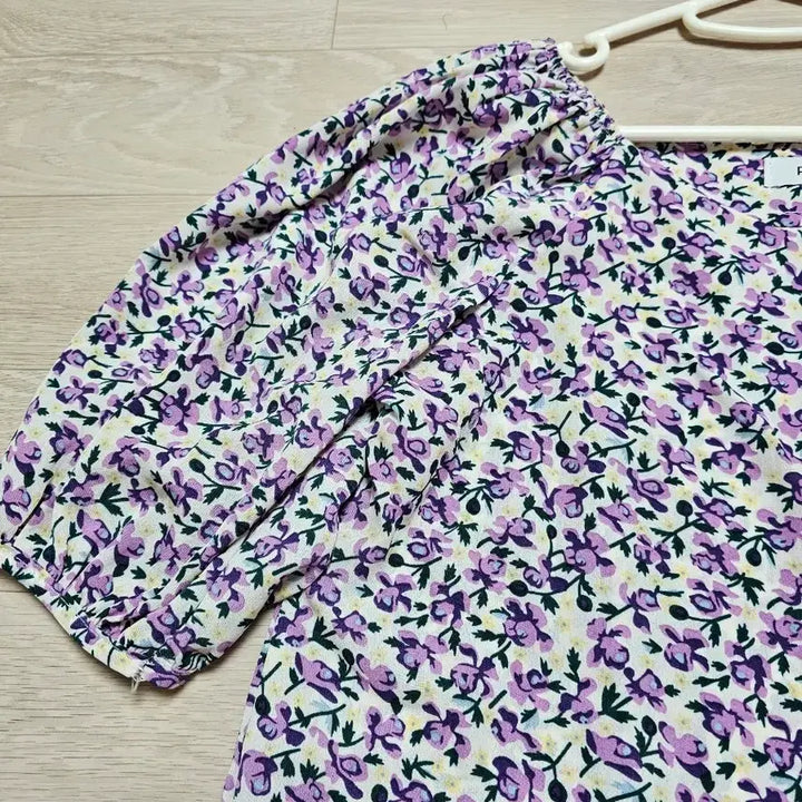 [SOLD OUT] 파파야 예쁜 라벤더 퍼프 블라우스(새거)저렴하게