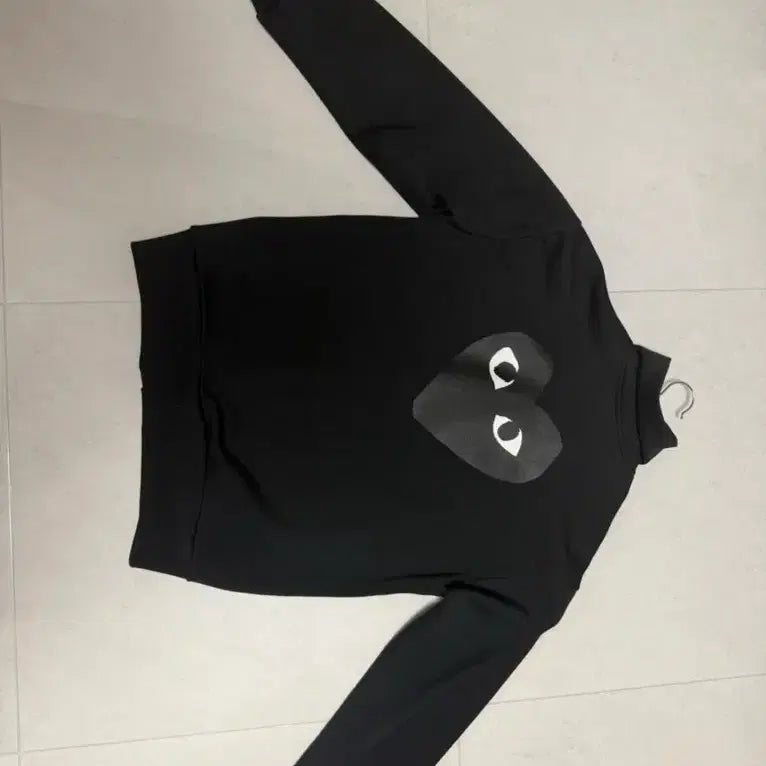 [SOLD OUT] [새상품급/급쳐] 꼼데가르송 플레이 블랙 하트 집업