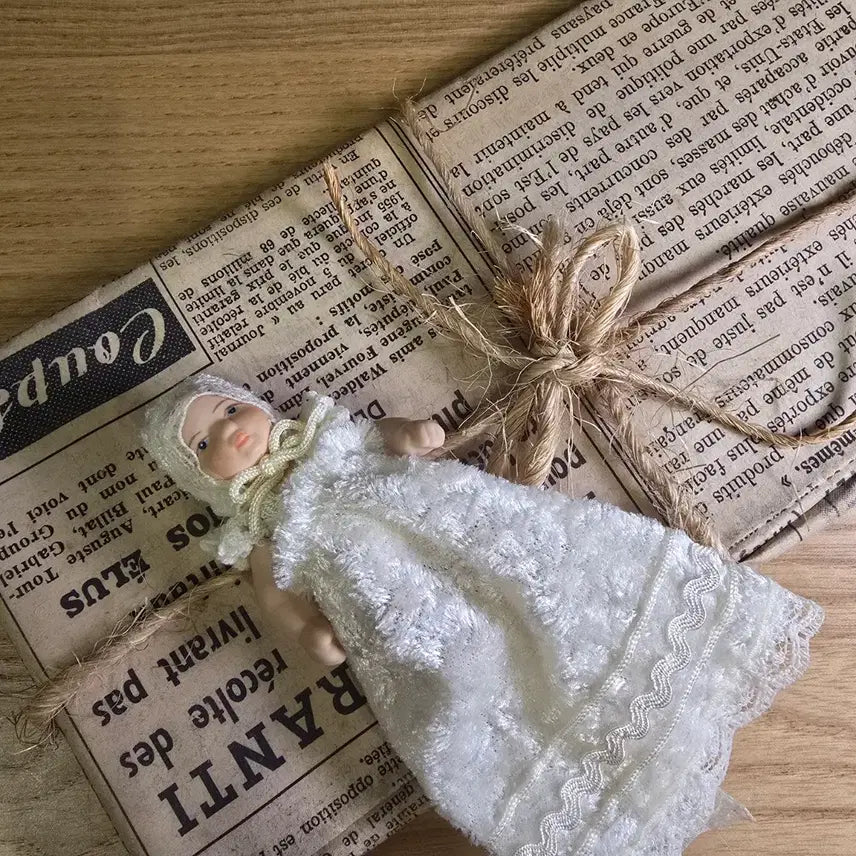[BUNJANG] Vintage Bisque Baby Doll with Christening Gown / 빈티지 베이비 비스크돌