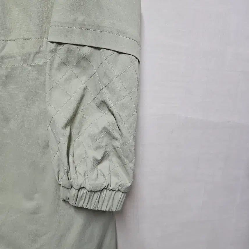 [BUNJANG] Egoist Quilted Ruffle Detail Long Hooded Jumper / 에고이스트 소매퀼팅 러플포인트 롱후드점퍼 55