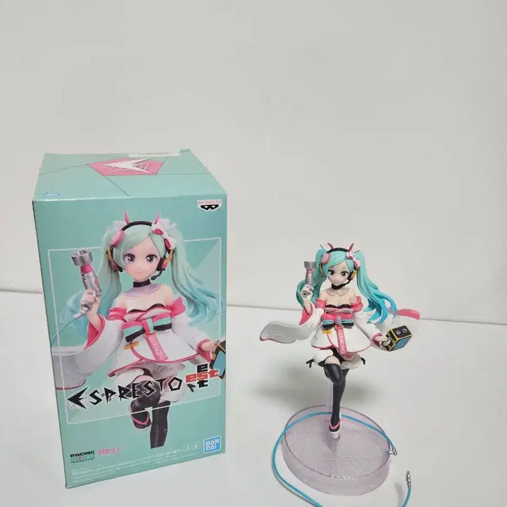 [BUNJANG] Vocaloid Miku Racing Figure / 보컬로이드 미쿠 레이싱 피규어