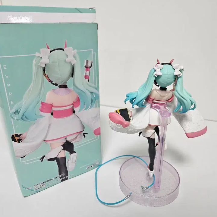 [BUNJANG] Vocaloid Miku Racing Figure / 보컬로이드 미쿠 레이싱 피규어