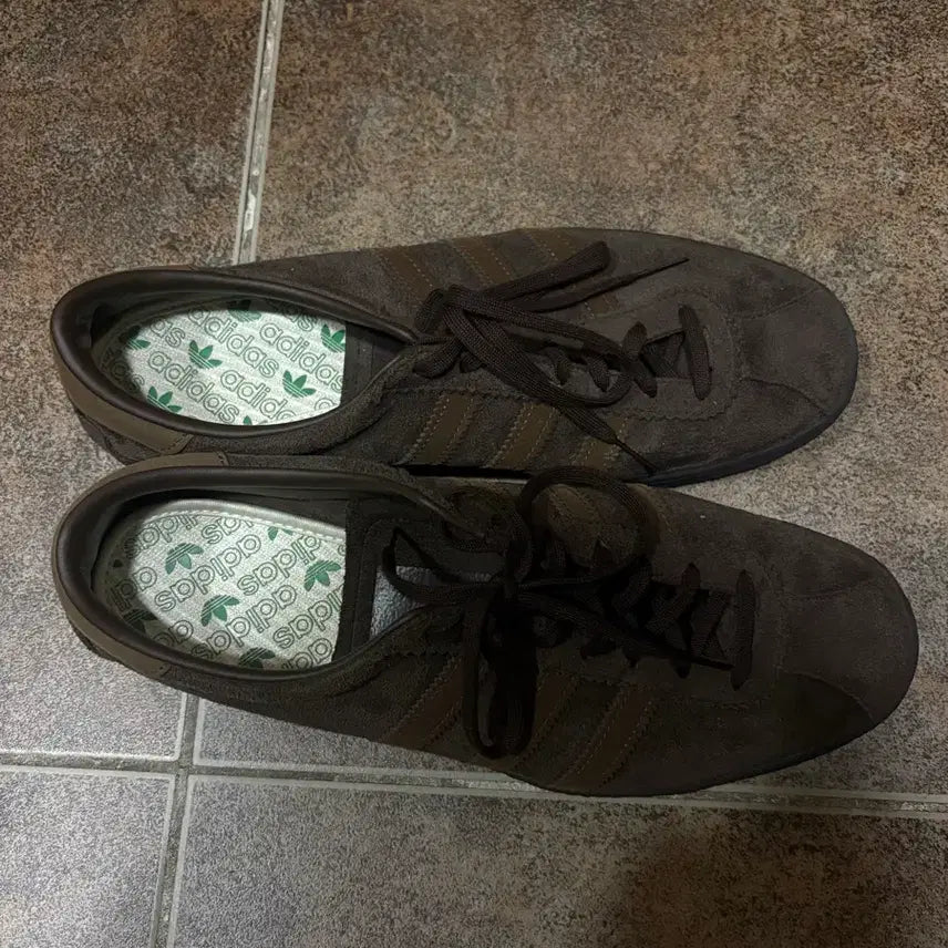 [BUNJANG] Adidas Tobacco Brown Sneakers / 아디다스 토바코 브라운 290
