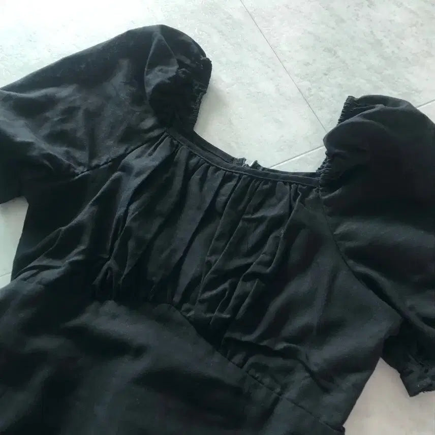 [BUNJANG] Black Puff Sleeve Waist Tie Mini Dress / 블랙 퍼프 소매 허리끈 미니 원피스