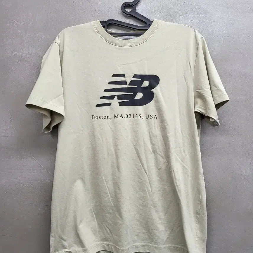 [BUNJANG] New Balance Short Sleeve T-Shirt Beige 90 / 뉴발란스 반팔 티셔츠 베이지90