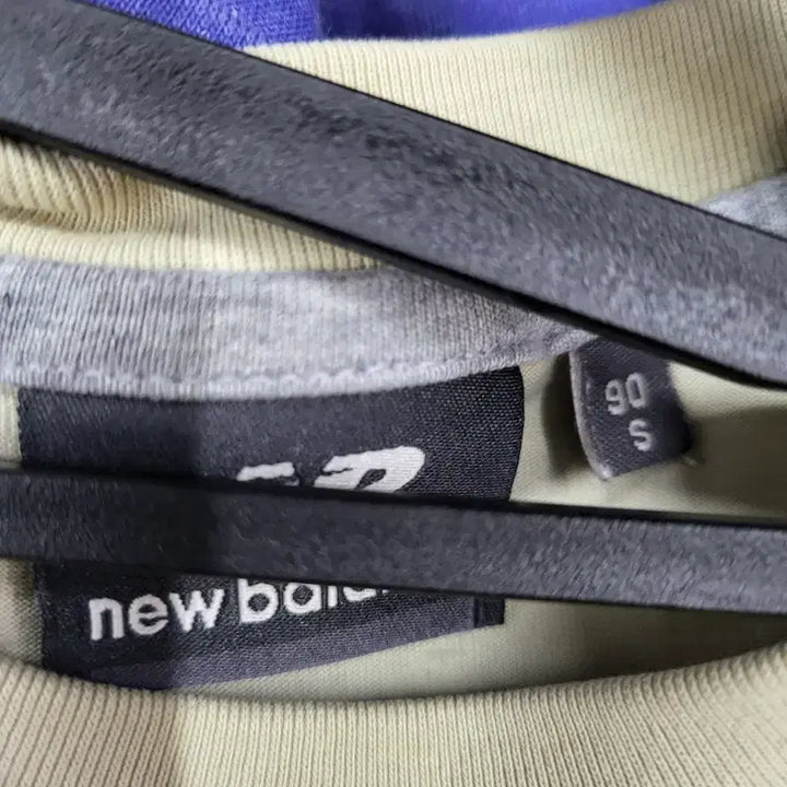 [BUNJANG] New Balance Short Sleeve T-Shirt Beige 90 / 뉴발란스 반팔 티셔츠 베이지90