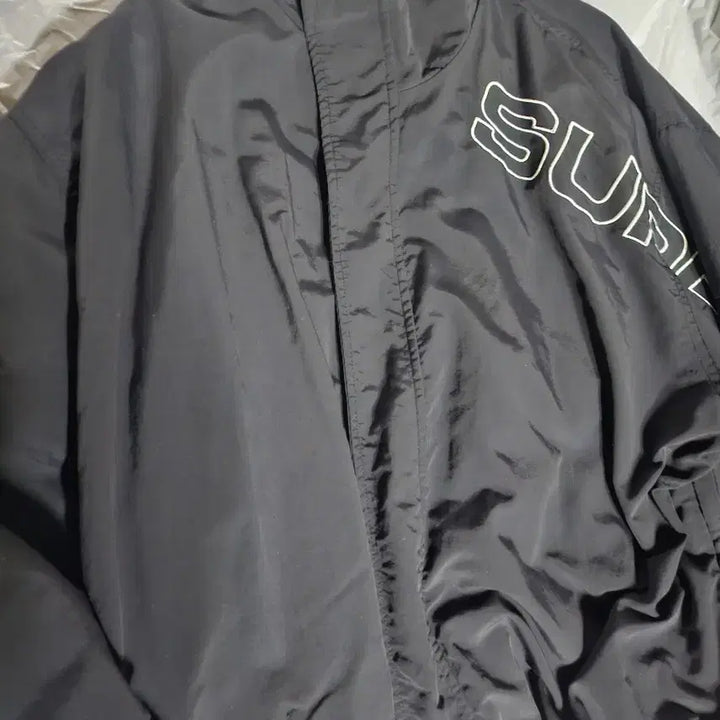 [SOLD OUT] 슈프림 스펠아웃 트랙자켓 23FW 블랙 M