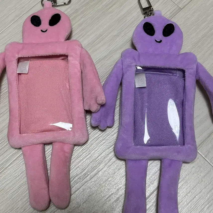 [BUNJANG] Tor Tol Sof Tial Alien Photocard Holder / tor 톨 소프티오알 왹 외계인 포카 홀더 판매