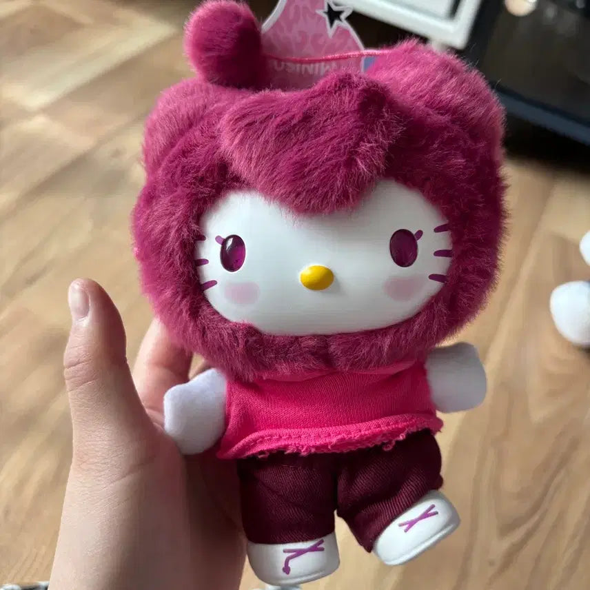 [BUNJANG] Miniso Hello Kitty Labubu Figure / 미니소 헬로키티  라부부