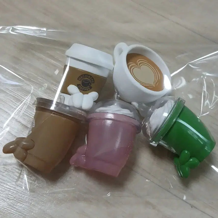 [SOLD OUT] 반다이 언제오려나 마치보우케 카페의 경우 커피 프라페 가챠 피규어