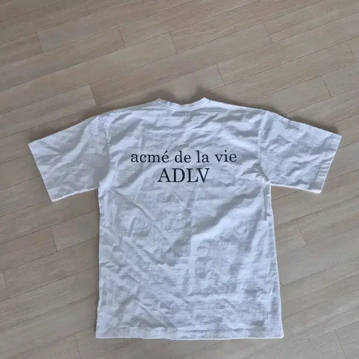 [SOLD OUT] 아크메드라비 ADLV 흰색 반팔 티셔츠 1사이즈