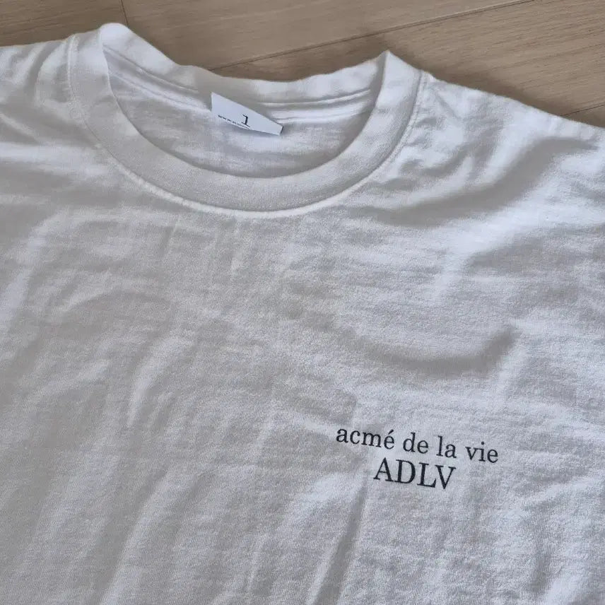 [SOLD OUT] 아크메드라비 ADLV 흰색 반팔 티셔츠 1사이즈