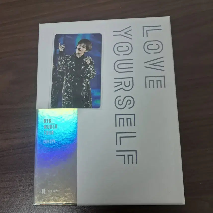 [BUNJANG] BTS V Europe Blu-ray + New York Blu-ray Photocard / 방탄 럽셀 유럽 블루레이+ 뉴욕 블레 태형 포카 DVD 양도판매bts뷔