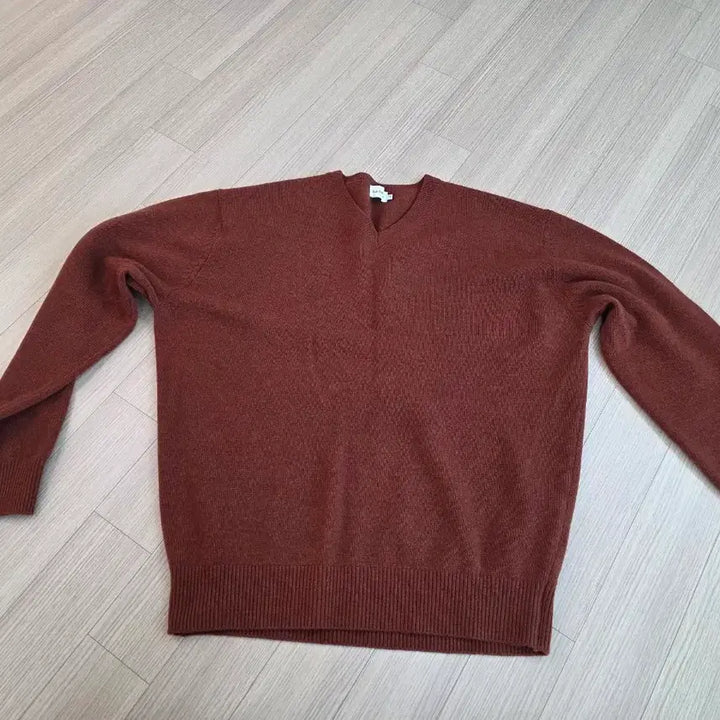 [BUNJANG] Steady-Everywhere Cozy Wool Cashmere V-Neck Knit (Dark Orange) / (3사이즈)스테디에브리웨어 코지 울 캐시미어 브이넥 니트 (다크 오렌지)