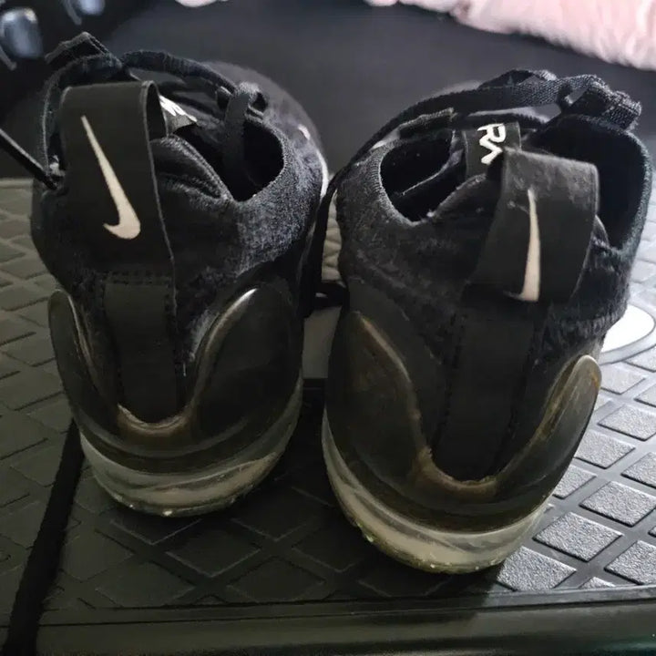 [BUNJANG] Nike Air VaporMax 240mm Sneakers / 나이키 에어 베이퍼맥스  240mm