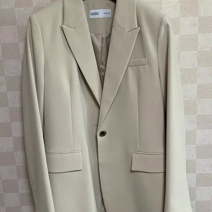 [BUNJANG] Mixxo Spring/Fall Beige Jacket / 미쏘 봄가을용 자켓