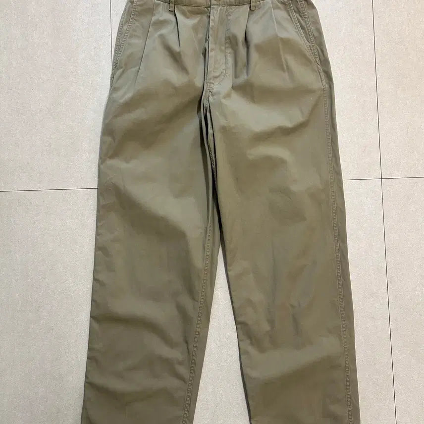 [BUNJANG] Woodbee Two Pleated Chino Pants Khaki Beige Size 2 / 우드비 투플렛치노팬츠/카키베이지(2)