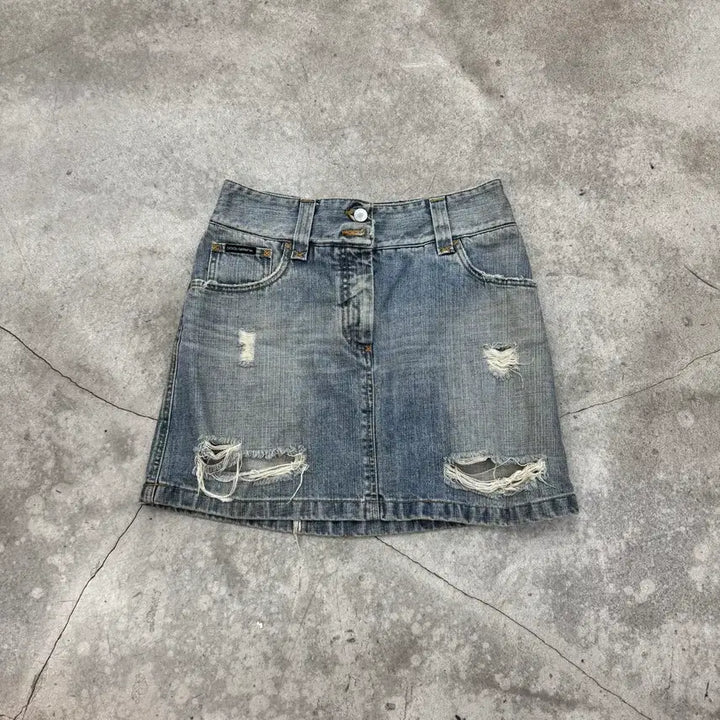 [SOLD OUT] 돌체앤가바나 y2k 데미지 데님 미니스커트