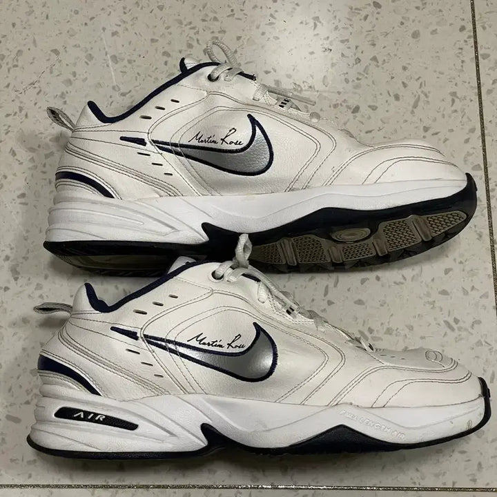[BUNJANG] Nike x Martine Rose Air Monarch IV Sneakers / 나이키 마틴로즈 에어모나크 280