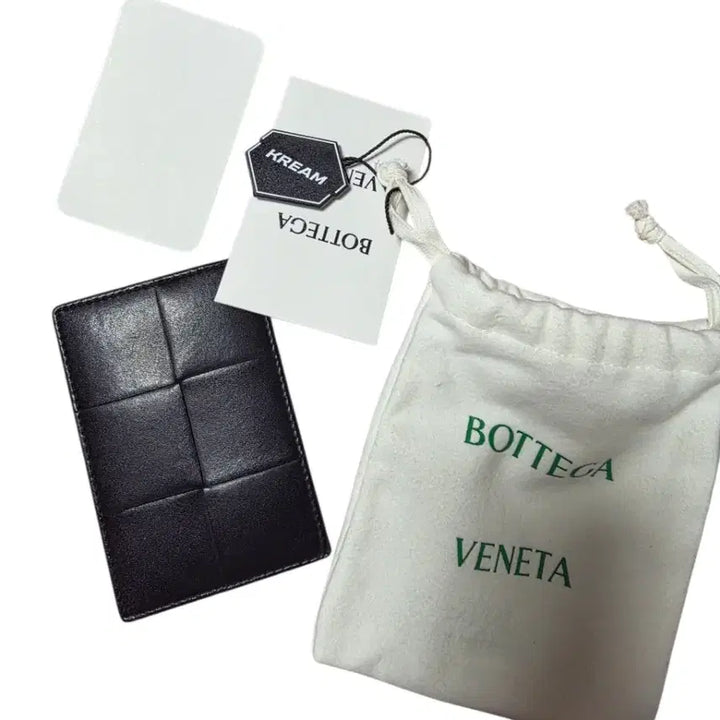 [BUNJANG] Bottega Veneta Cassette Card Case Black Lambskin / 보테가 베네타 카세트 카드 케이스 블랙 (풀구성)