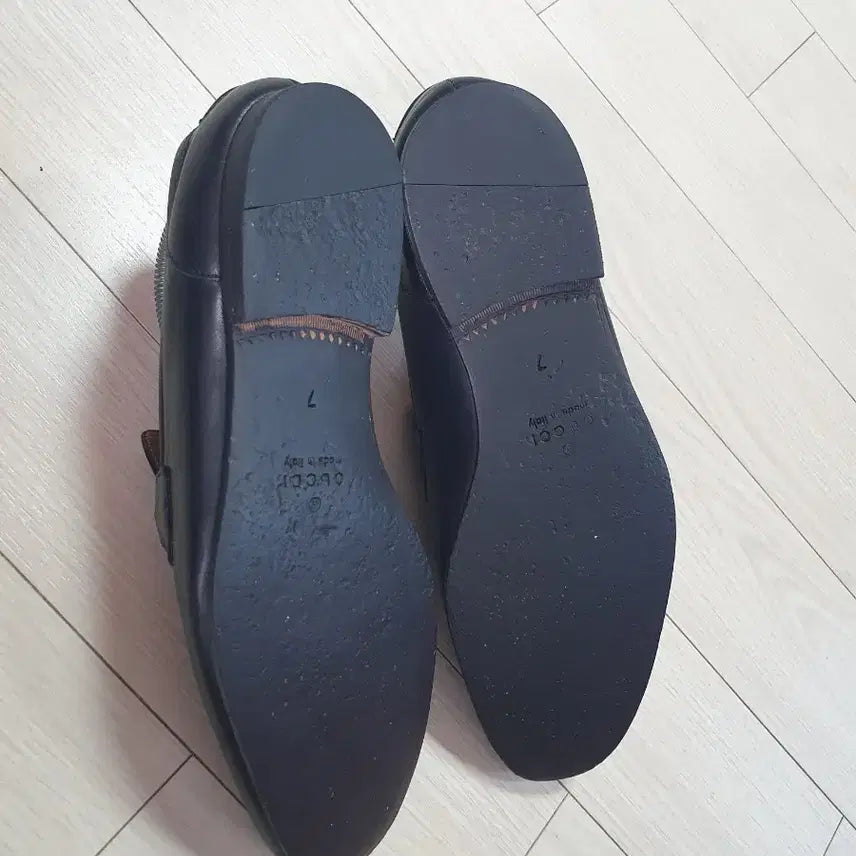 [SOLD OUT] 남260구찌로퍼