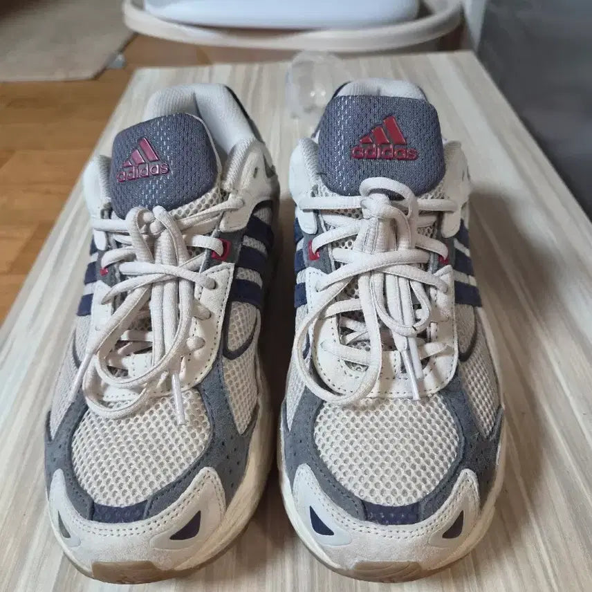 [BUNJANG] Adidas Sneakers White / Navy / Grey / 아디다스 운동화 흰색 / 네이비 / 회색
