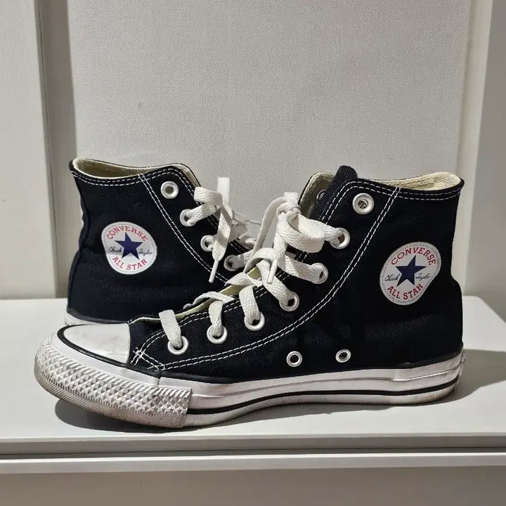 [SOLD OUT] 컨버스 척테일러 올스타 클래식 블랙 하이